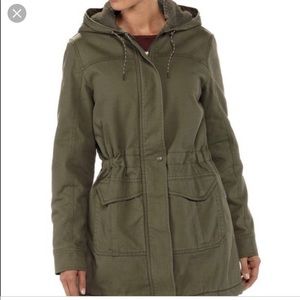Patagonia Women’s Insulated prairie dawn parka